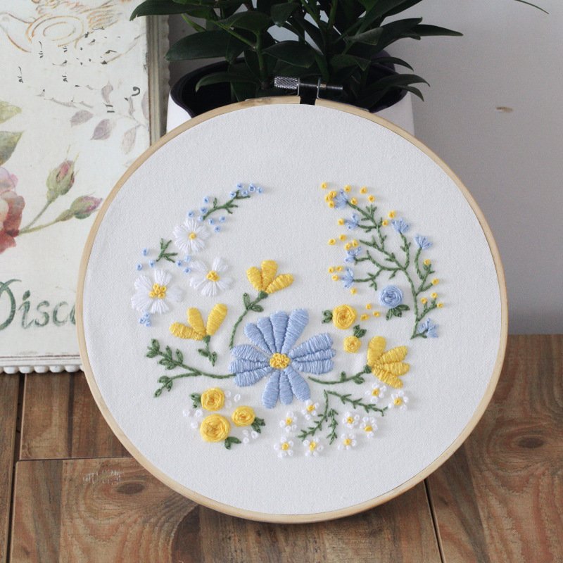 Colorful flowers Embroidery Kit for Beginners Modern, Easy Floral/Floral Art Kit with Hoop, DIY Starter Craft Kit for Adults