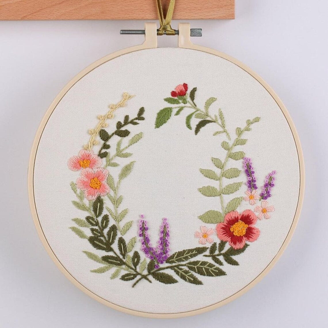 Embroidery Kit Beginner, Full Kit with Hoop, Unicorn Squirrel Hand embroidery ,Crewel embroidery, DIY Craft Kit Needlepoint Hoop Wall Art Kit