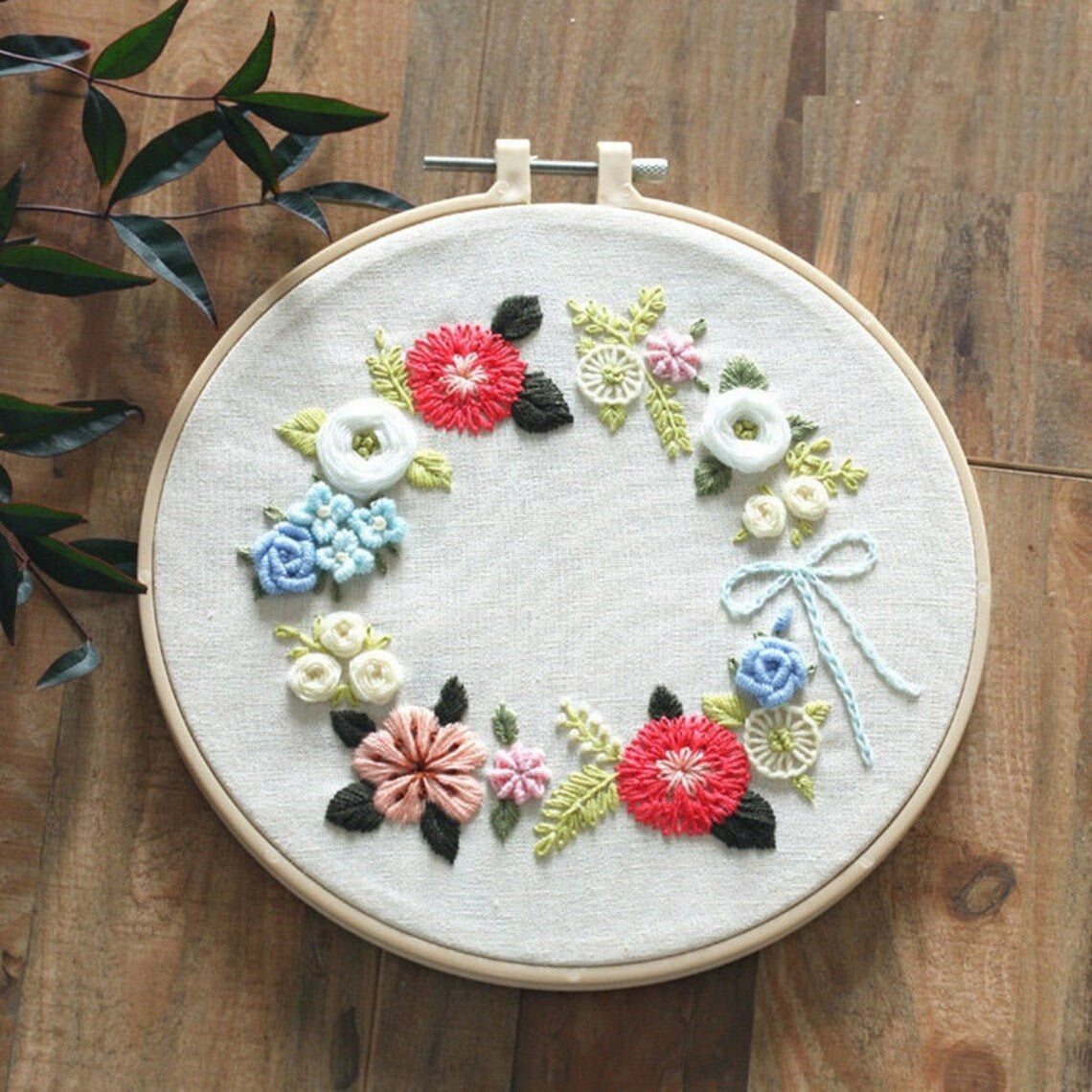 Embroidery Kit Beginner, Full Kit with Hoop, Unicorn Squirrel Hand embroidery ,Crewel embroidery, DIY Craft Kit Needlepoint Hoop Wall Art Kit