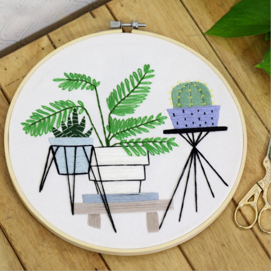Beginner Embroidery | Modern Embroidery | Flowers Embroidery Full Kit with Needlepoint Hoop| DIY Craft Kit