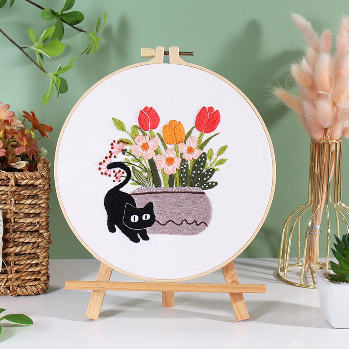 Cat Embroidery Kit For Beginner | Modern Crewel Embroidery Kit with Pattern | Floral Embroidery Full Kit Needlepoint Hoop