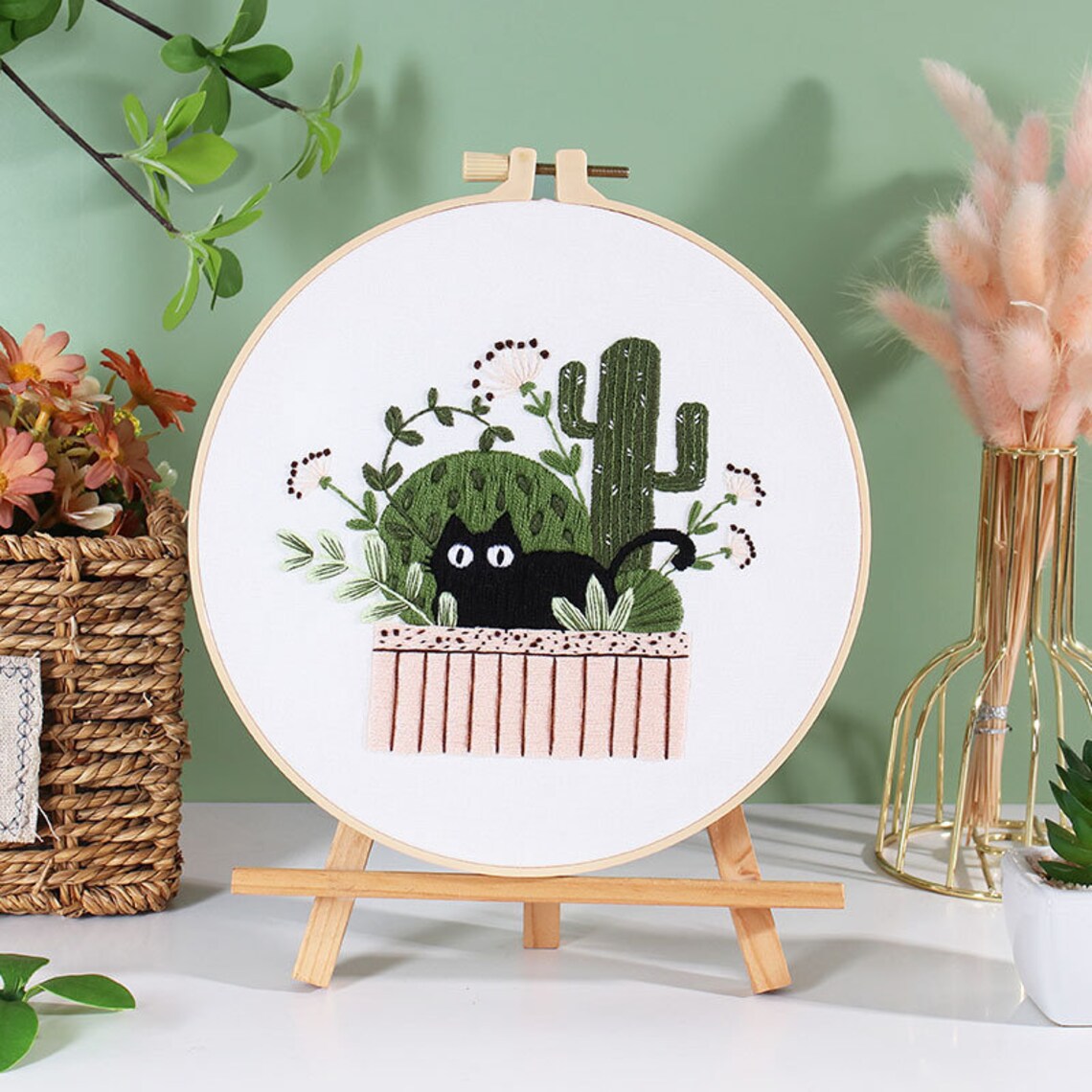 Cat Embroidery Kit For Beginner | Modern Crewel Embroidery Kit with Pattern | Floral Embroidery Full Kit Needlepoint Hoop