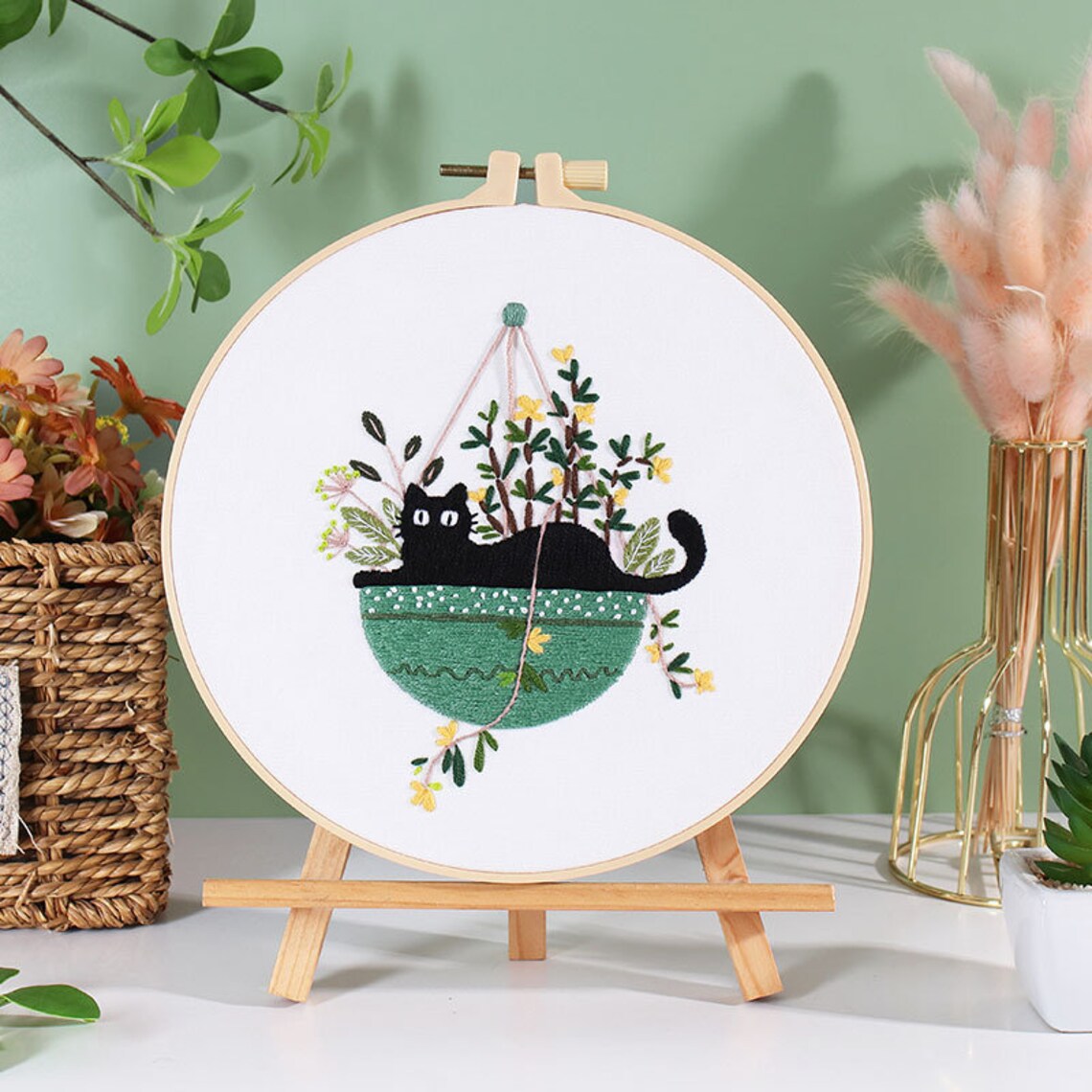 Cat Embroidery Kit For Beginner | Modern Crewel Embroidery Kit with Pattern | Floral Embroidery Full Kit Needlepoint Hoop