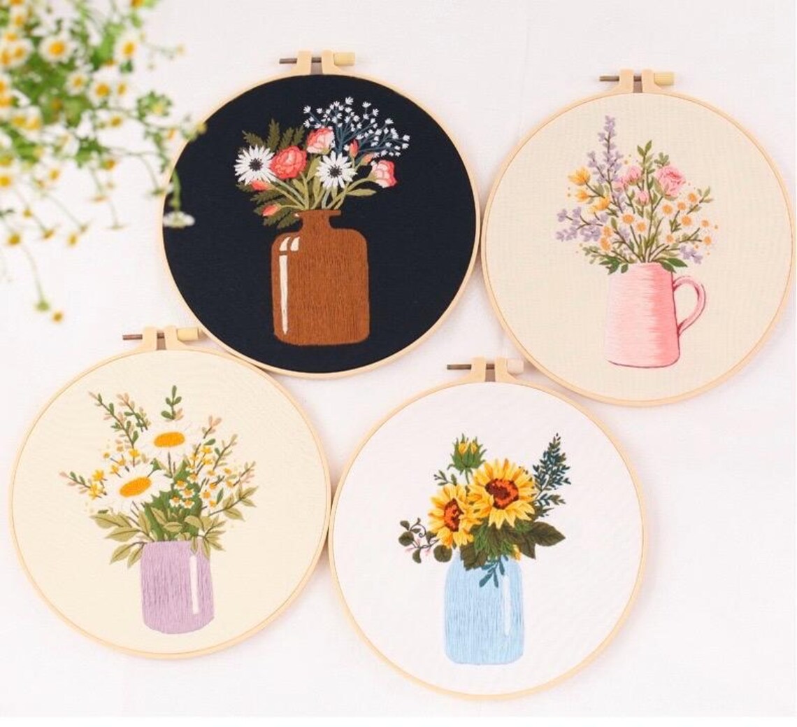 Modern Crewel Embroidery Kit with Pattern | Floral Embroidery Full Kit with Needlepoint Hoop| DIY Craft Kit